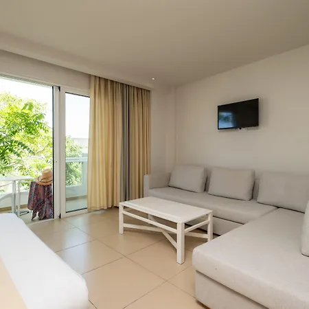 Dimitrios Adults Friendly 14 호텔 레팀노