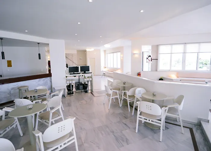 Dimitrios Adults Friendly 14