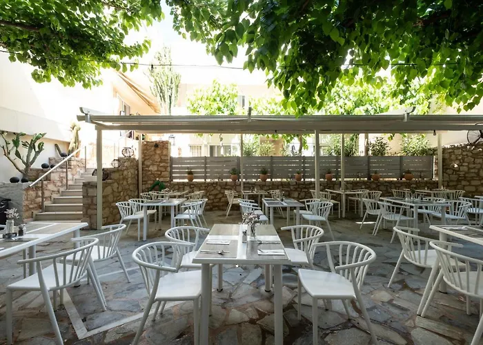 Dimitrios Adults Friendly 14 Rethymno (Crete)