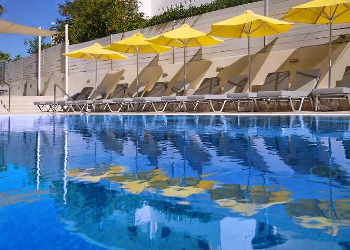 Dimitrios Adults Friendly 14